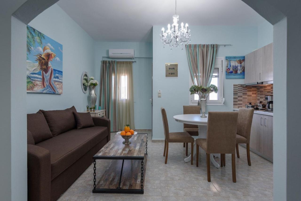 Spyros Apartments With Pool Каламаки Экстерьер фото